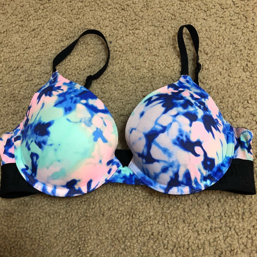 Victoria Secret Wear Everywhere Push-up Bra